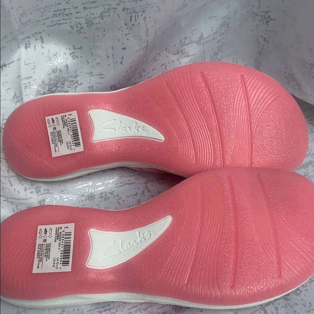 Cloudsteppers by Clarks Pink Women's Thong Sandals